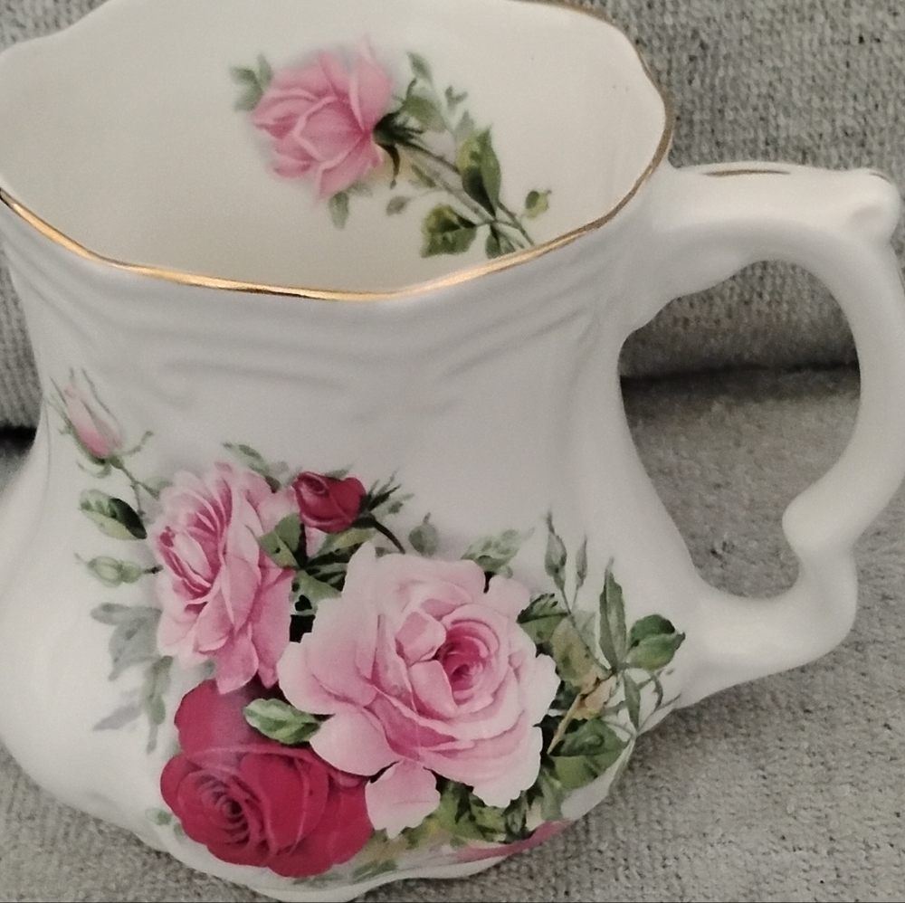 Golden Crown Teacup and Saucer Finest Bone China Made England Floya Cup Vintage